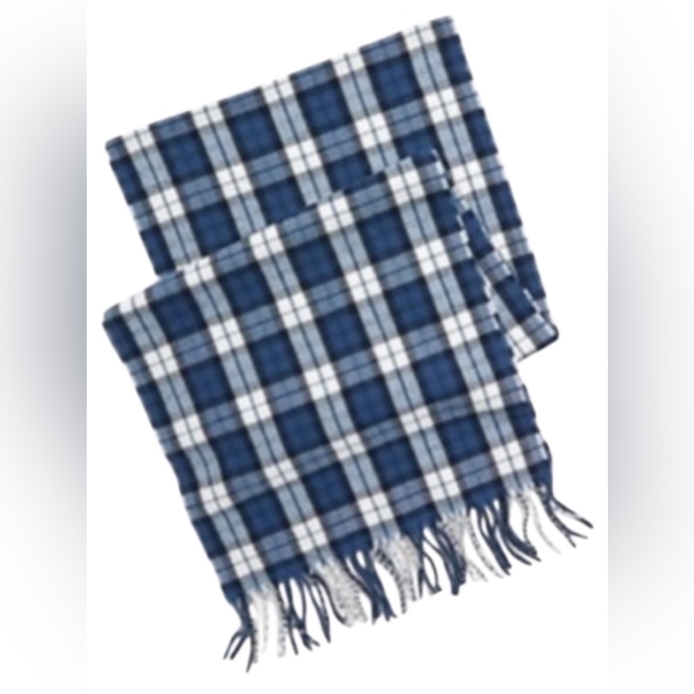 Old Navy Soft-Brushed Flannel Scarf